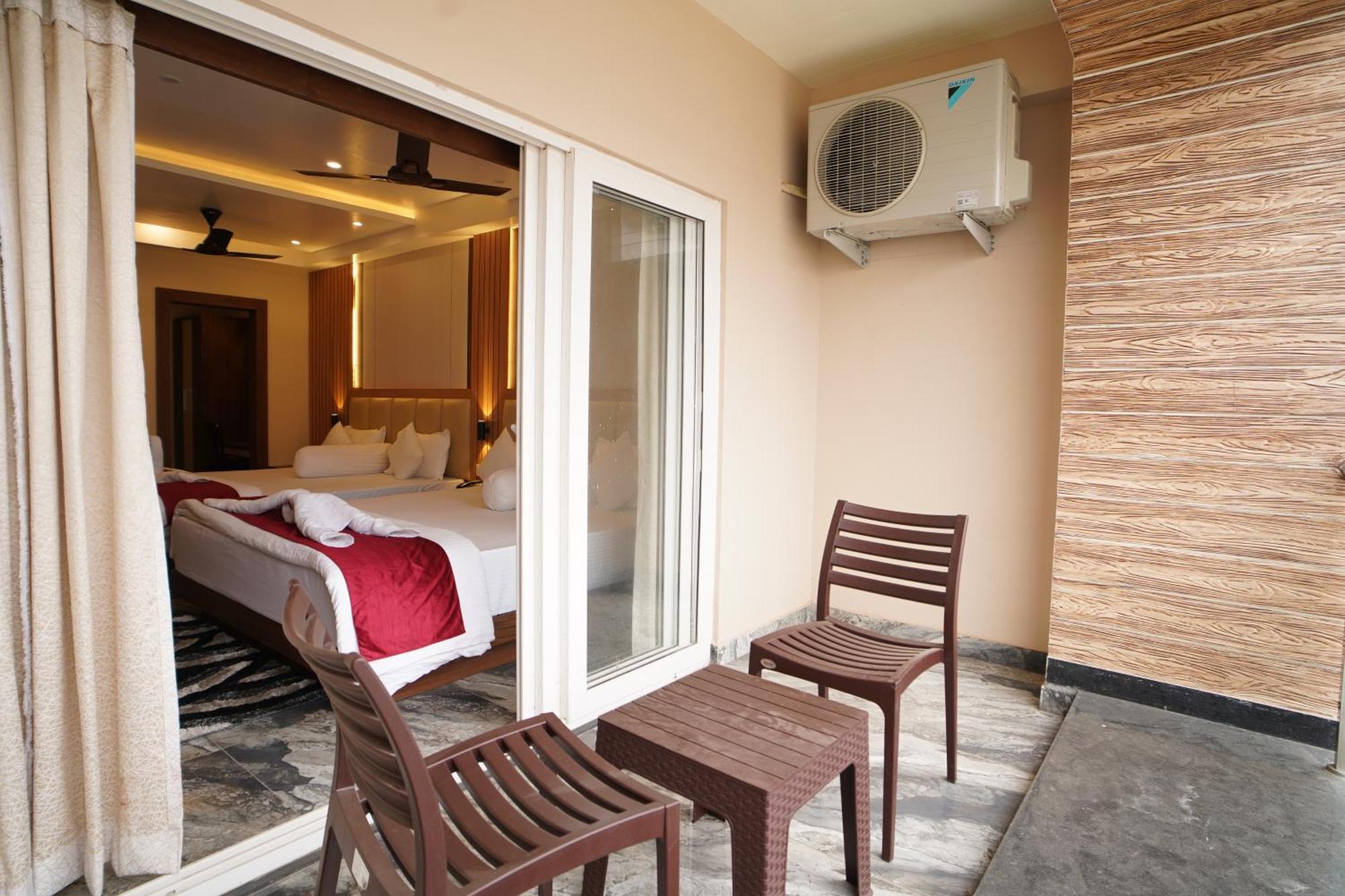 Royal Palace Beach Resort Mandarmani Exteriör bild