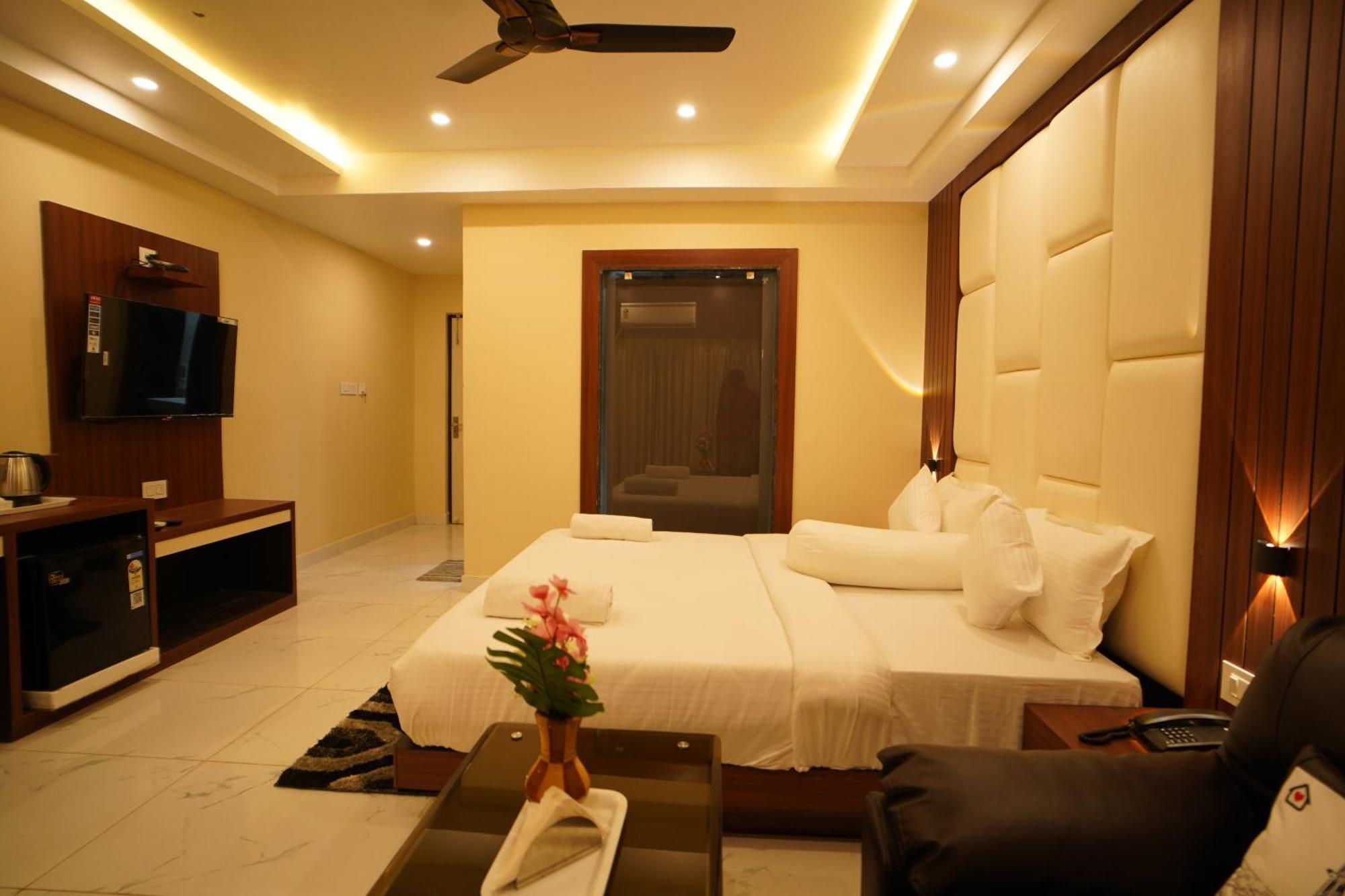 Royal Palace Beach Resort Mandarmani Exteriör bild