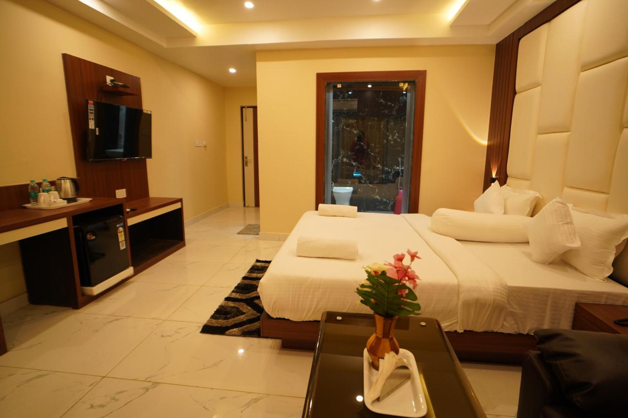 Royal Palace Beach Resort Mandarmani Exteriör bild