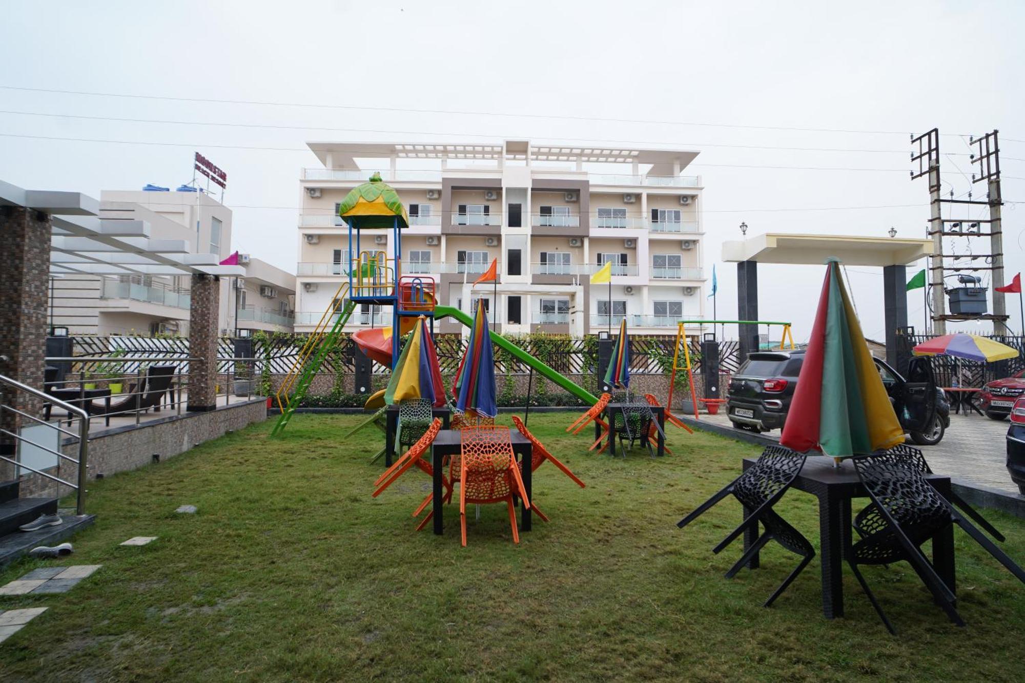 Royal Palace Beach Resort Mandarmani Exteriör bild